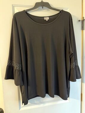 Plus size Black shirt with rhinestones